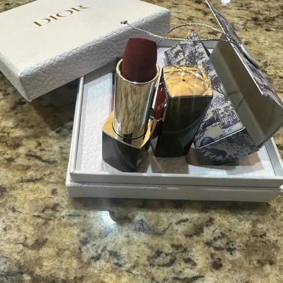 New in box Dior Red Nail Polish and Lipstick with Blue Patterned Holder - Picture 3 of 6